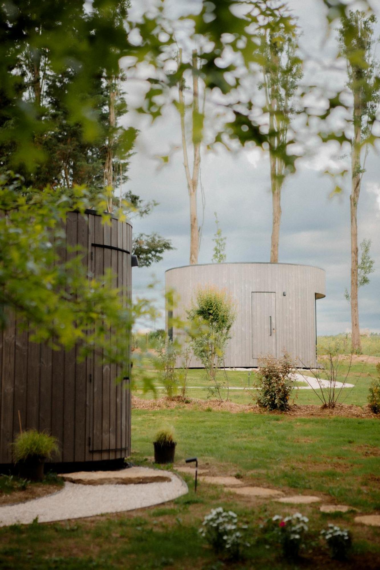 La Suite Nature By Lumipod X Tomette Singuliere Chateau  ภายนอก รูปภาพ