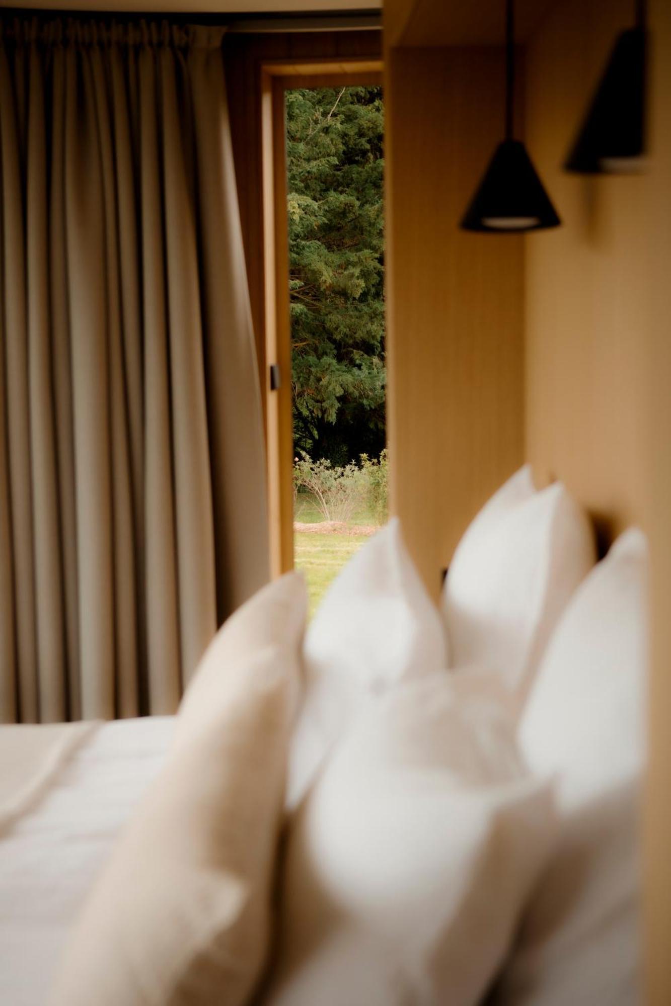 La Suite Nature By Lumipod X Tomette Singuliere Chateau  ภายนอก รูปภาพ